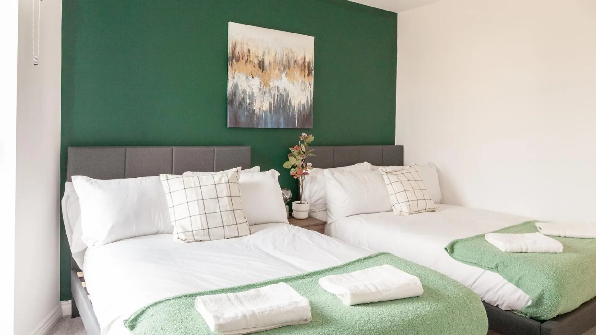 Springwell Gardens Apartments Near Leeds Station & City Centre 0*, Λιντς Ηνωμένο Βασίλειο