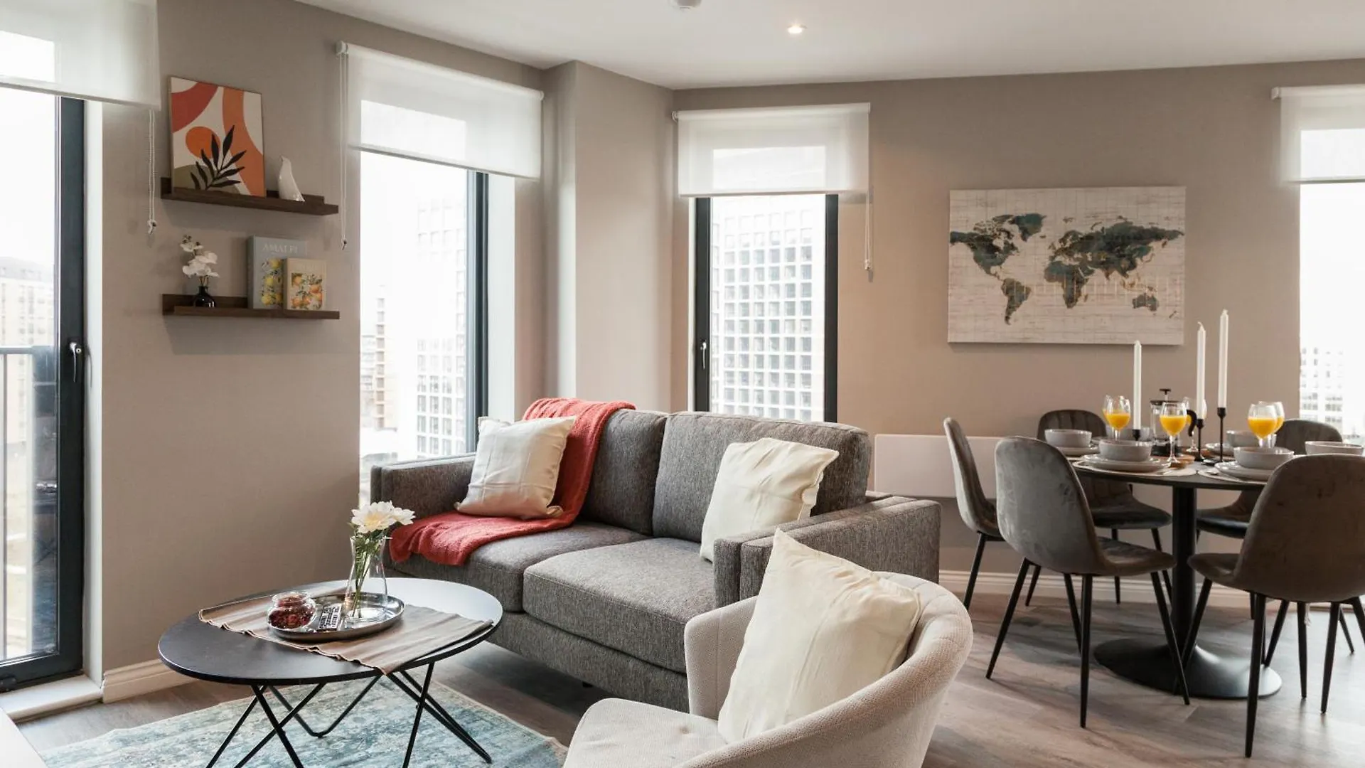 Springwell Gardens Apartments Near Leeds Station & City Centre