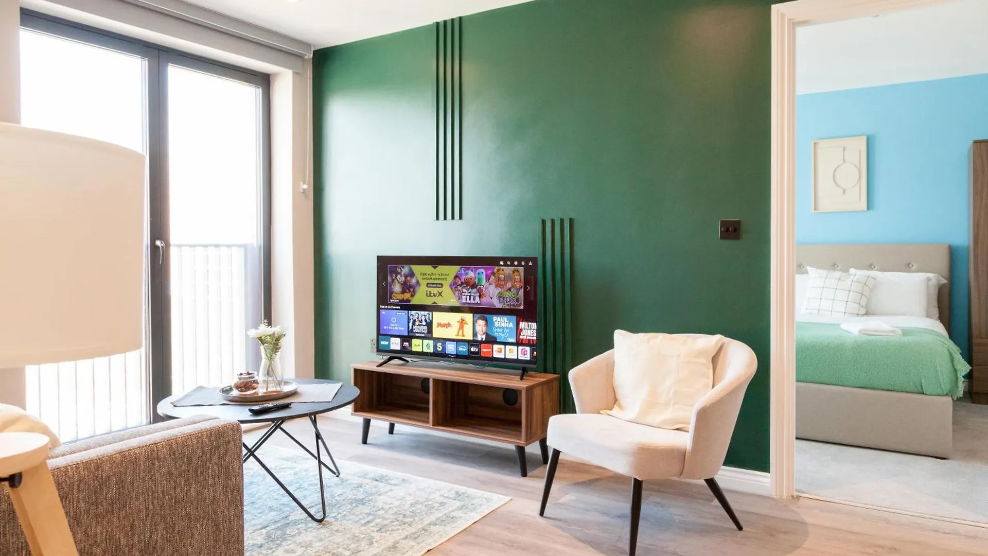 Springwell Gardens Apartments Near Leeds Station & City Centre  Λιντς