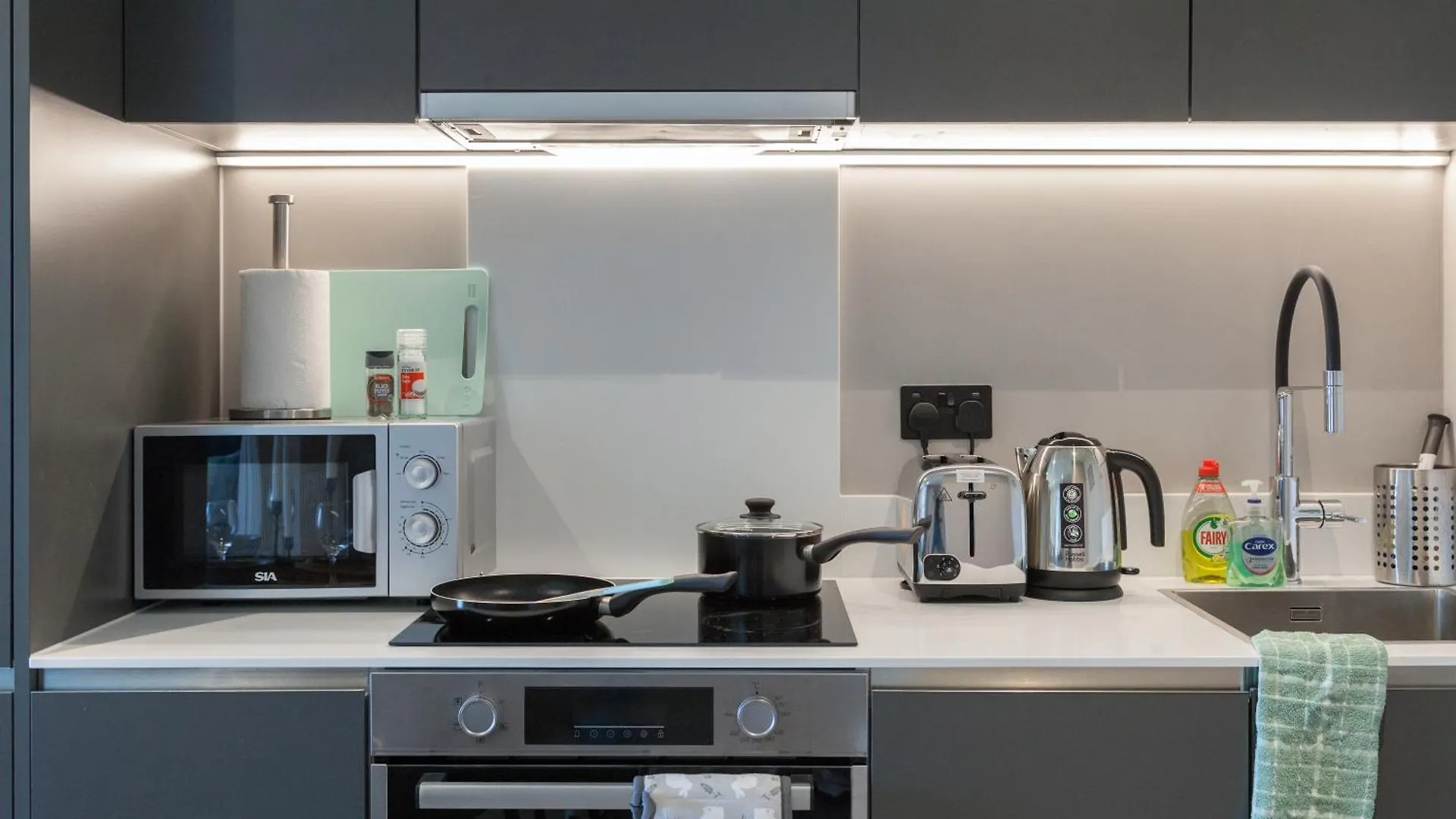 Springwell Gardens Apartments Near Leeds Station & City Centre