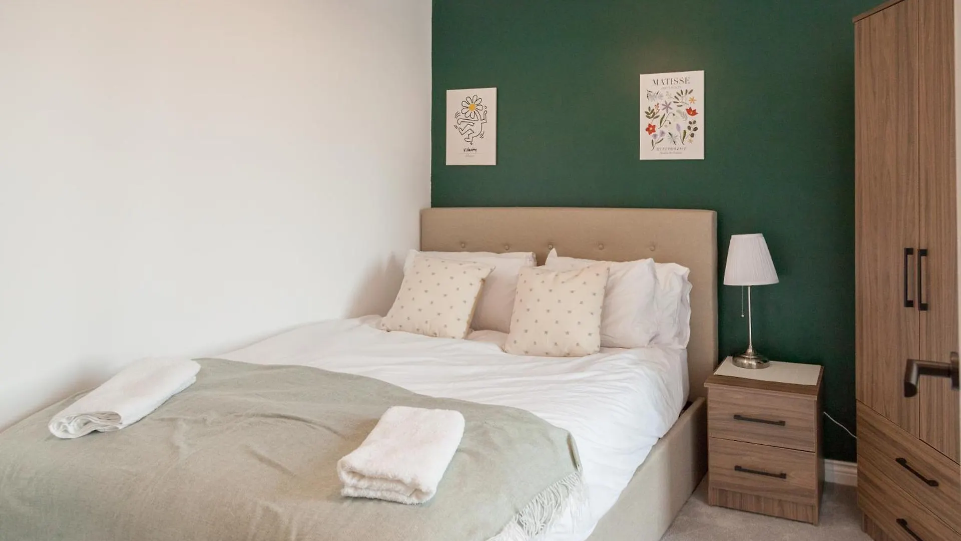 Springwell Gardens Apartments Near Leeds Station & City Centre Λιντς